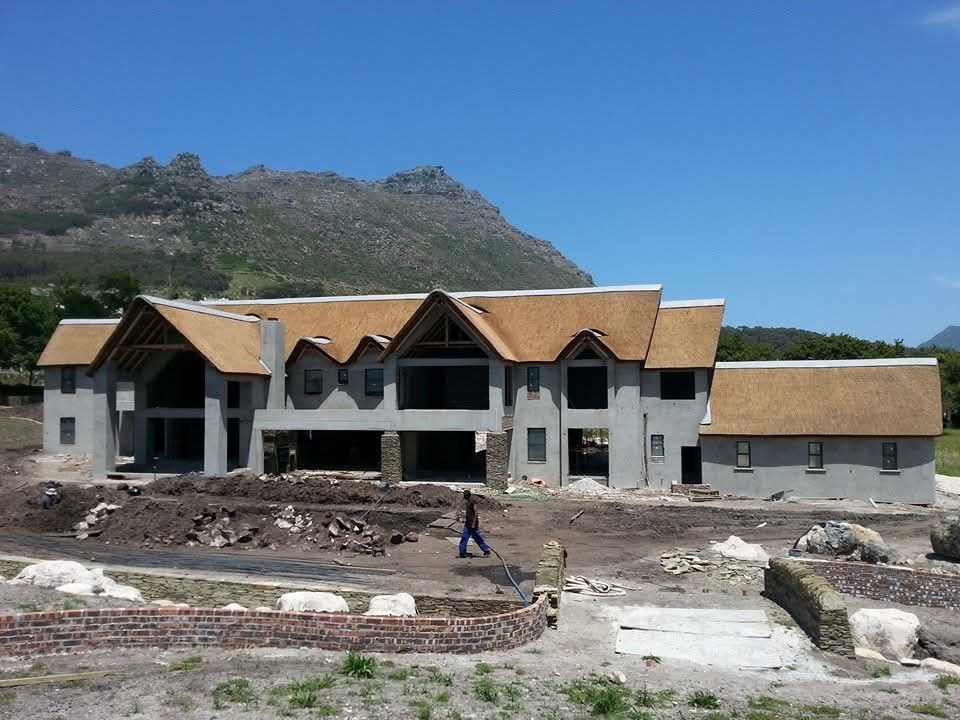 Zebra Thatch | Premium Thatching Services South Africa | Expert Thatch ...