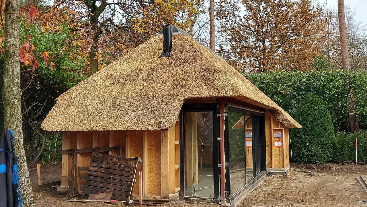 Zebra Thatch | Premium Thatching Services South Africa | Expert Thatch ...